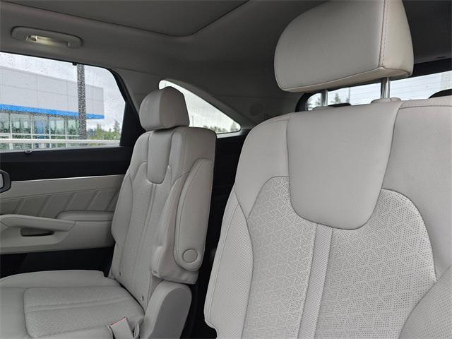 used 2023 Kia Sorento Hybrid car, priced at $23,767