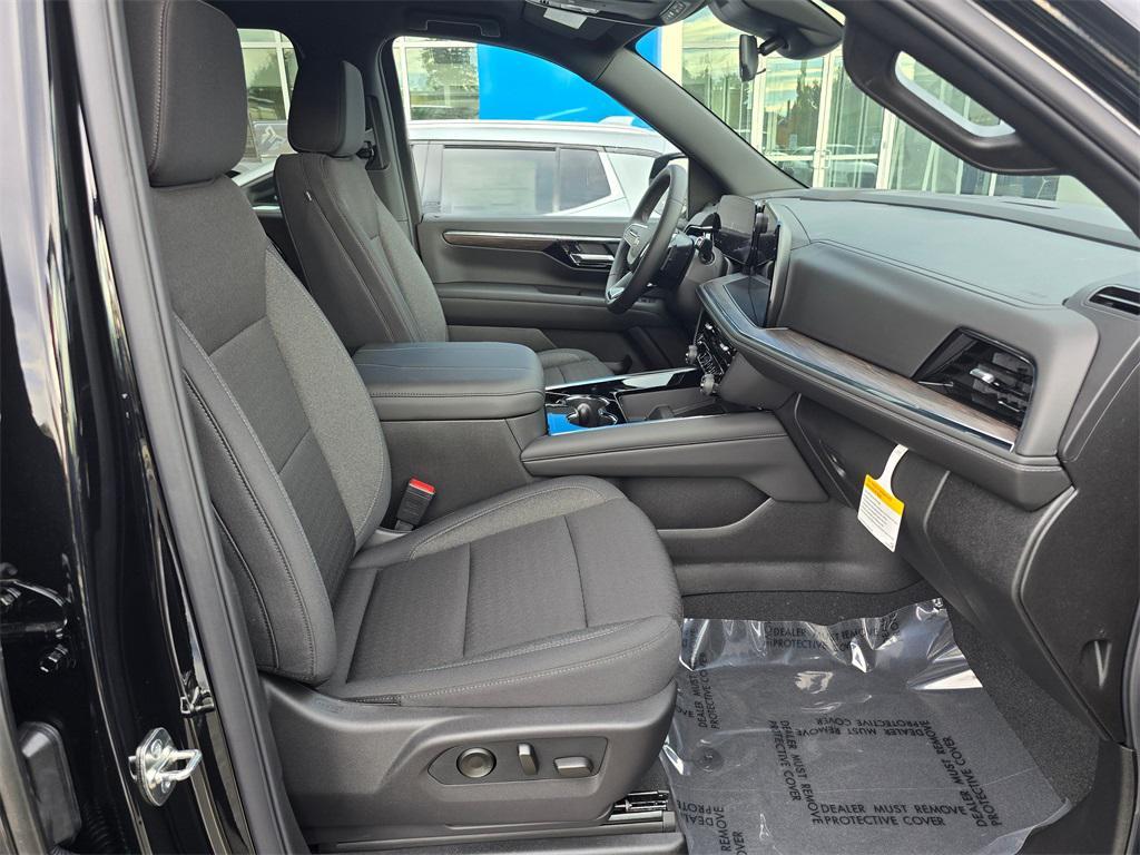 new 2025 Chevrolet Suburban car, priced at $69,785