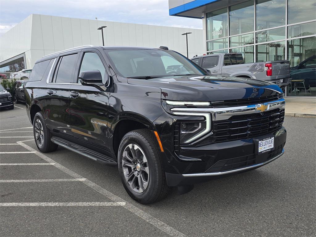 new 2025 Chevrolet Suburban car, priced at $69,785