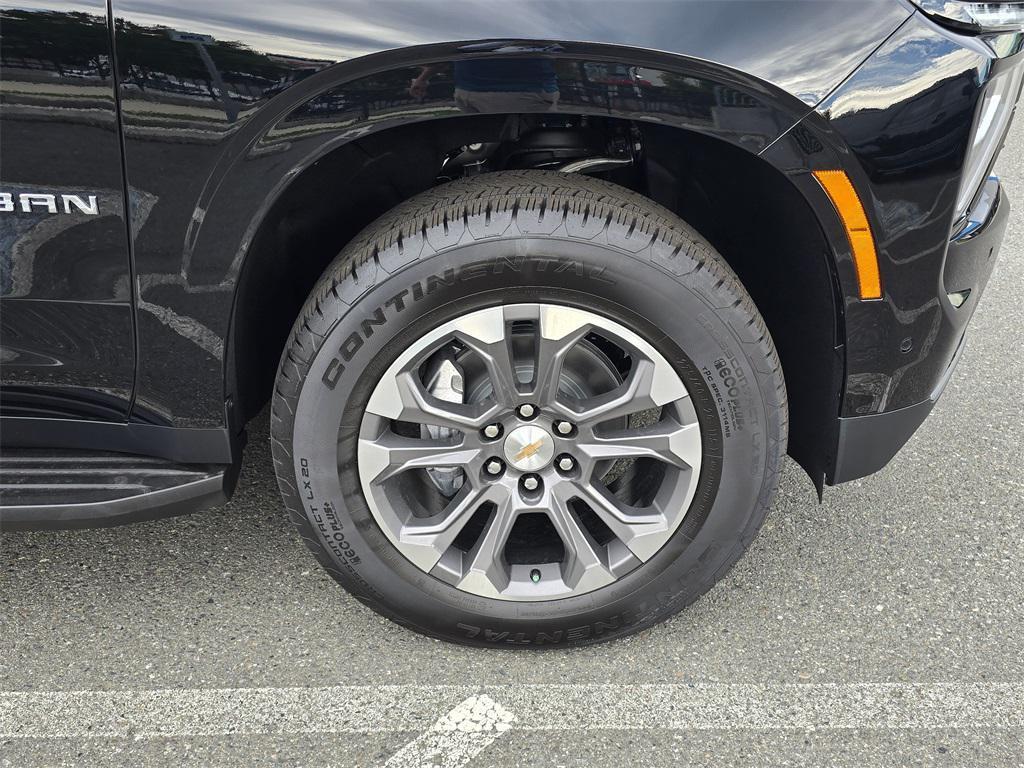 new 2025 Chevrolet Suburban car, priced at $69,785