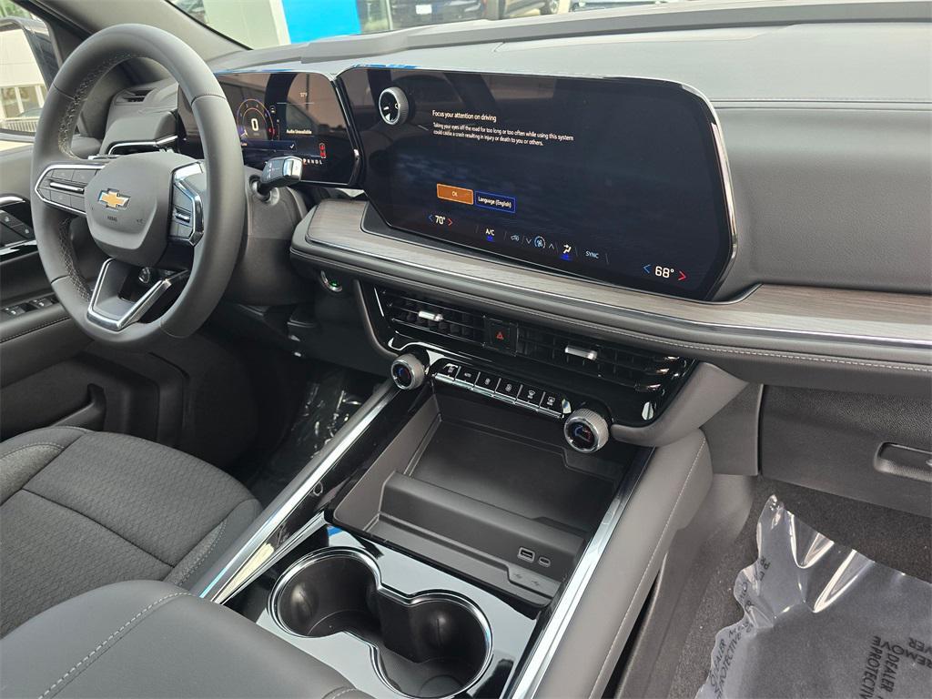 new 2025 Chevrolet Suburban car, priced at $69,785