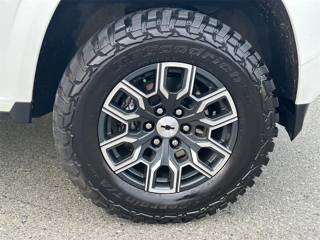 used 2024 Chevrolet Colorado car, priced at $40,995