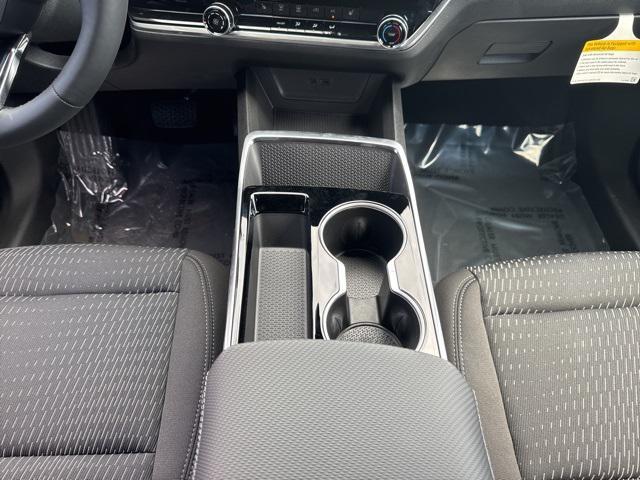 new 2025 Chevrolet Equinox car, priced at $29,995