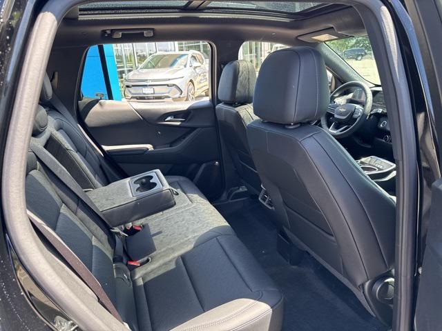 new 2025 Chevrolet Equinox car, priced at $35,490