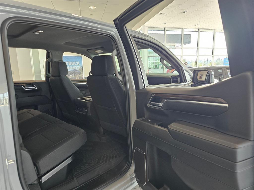 new 2025 Chevrolet Silverado 1500 car, priced at $60,610