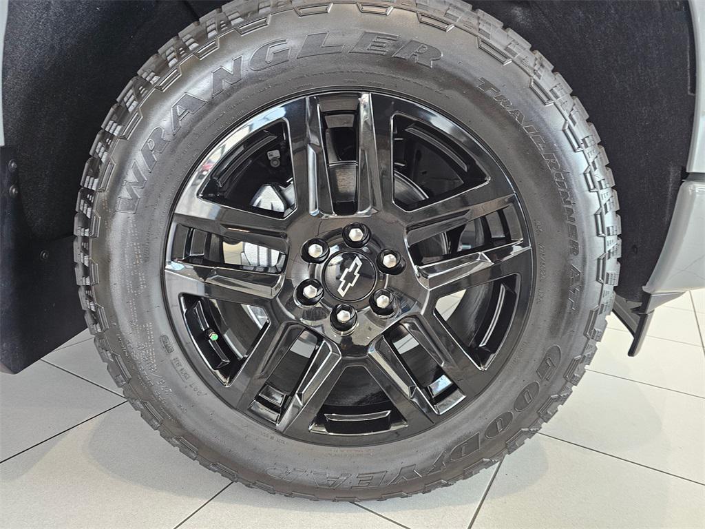 new 2025 Chevrolet Silverado 1500 car, priced at $60,610