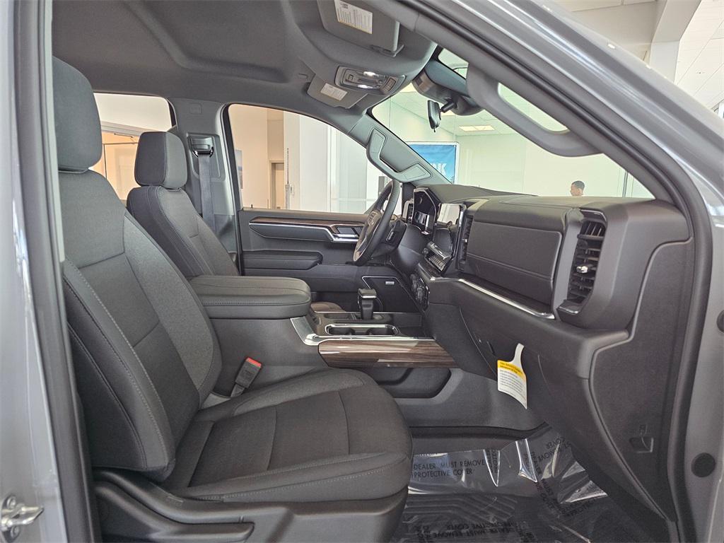 new 2025 Chevrolet Silverado 1500 car, priced at $60,610