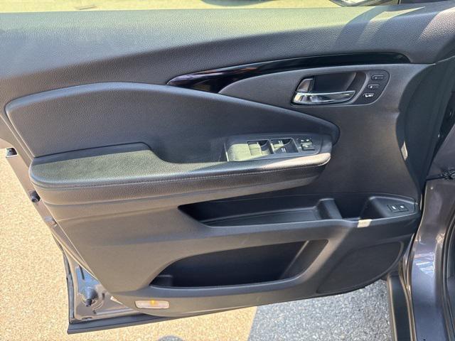 used 2019 Honda Pilot car, priced at $26,995