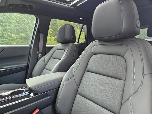 new 2025 Chevrolet Equinox car, priced at $35,490