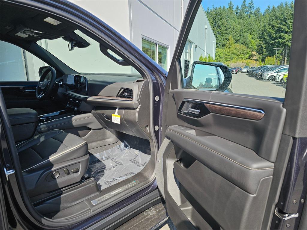 new 2025 Chevrolet Tahoe car, priced at $82,785