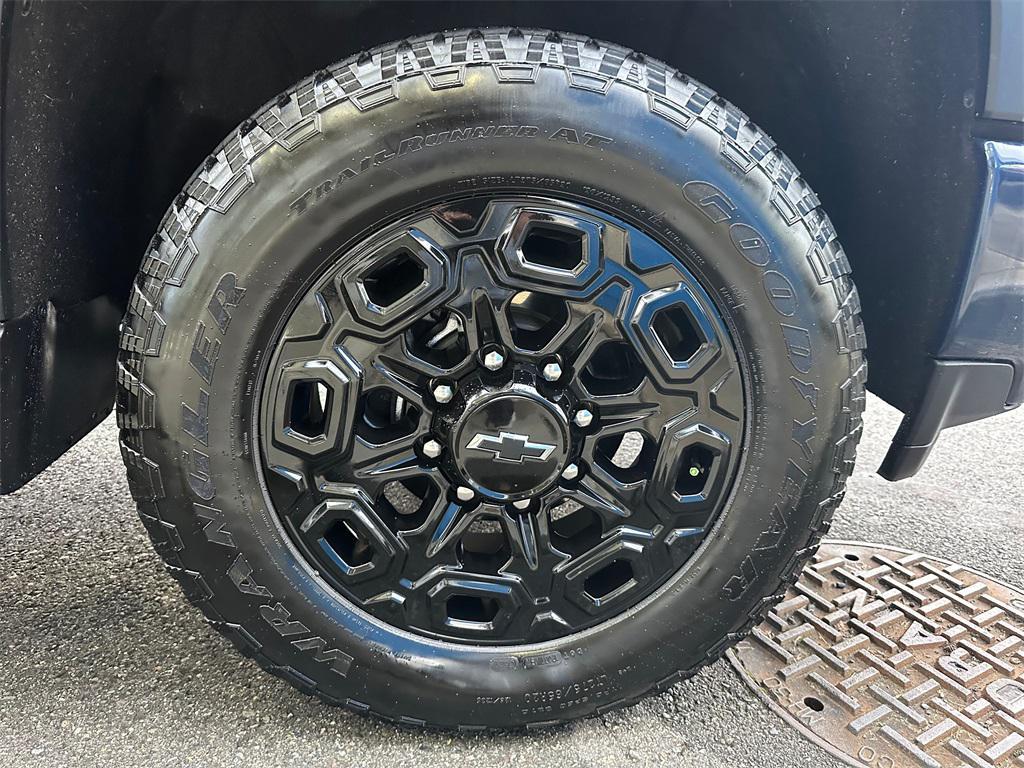 used 2022 Chevrolet Silverado 2500 car, priced at $68,995