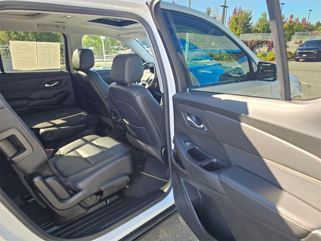 used 2020 Chevrolet Traverse car, priced at $25,966