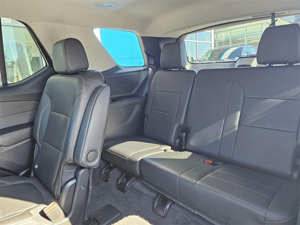 used 2020 Chevrolet Traverse car, priced at $25,966