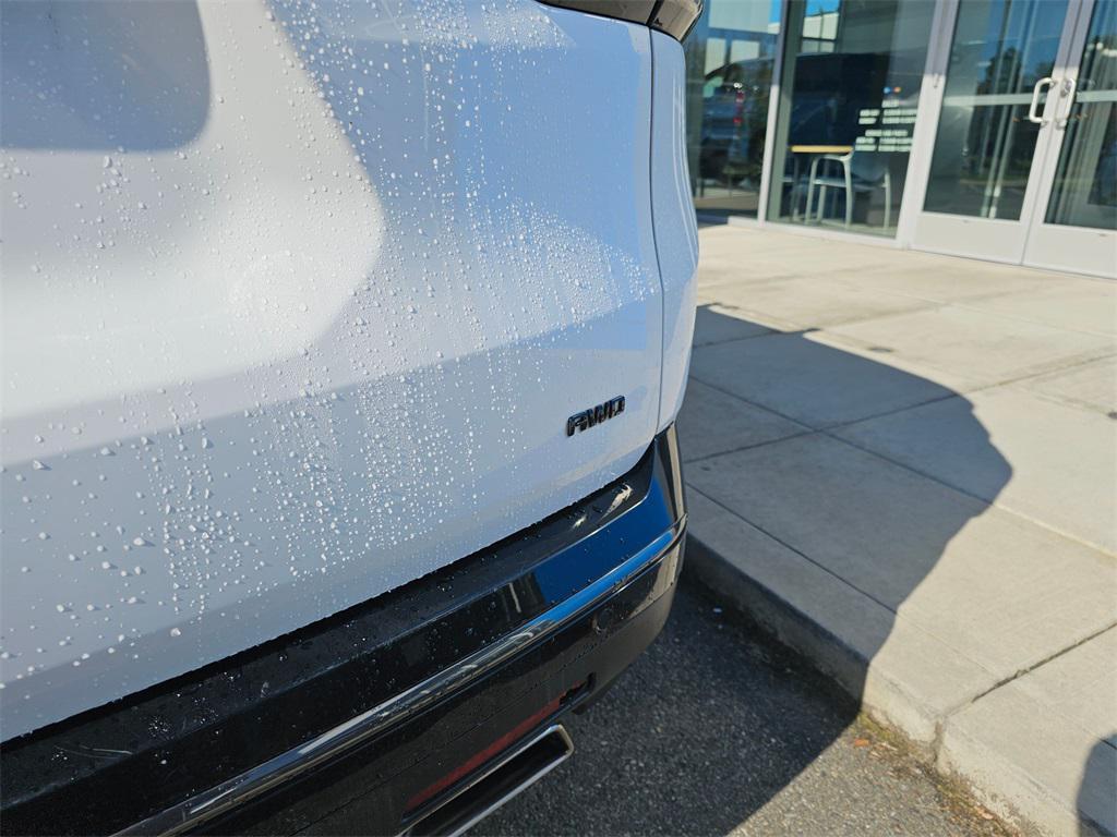 used 2020 Chevrolet Traverse car, priced at $25,966