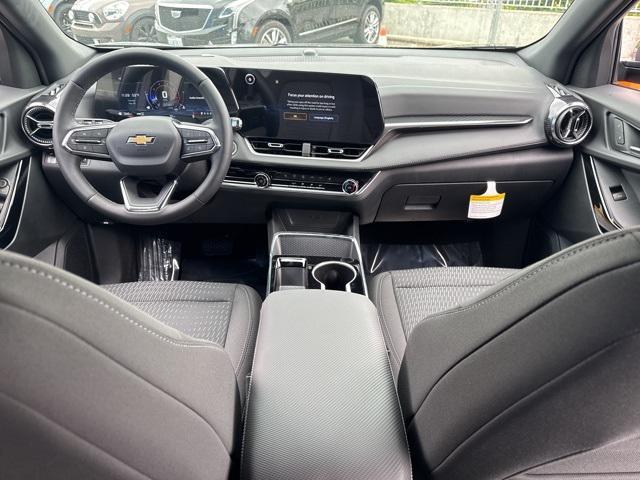 new 2025 Chevrolet Equinox car, priced at $31,995