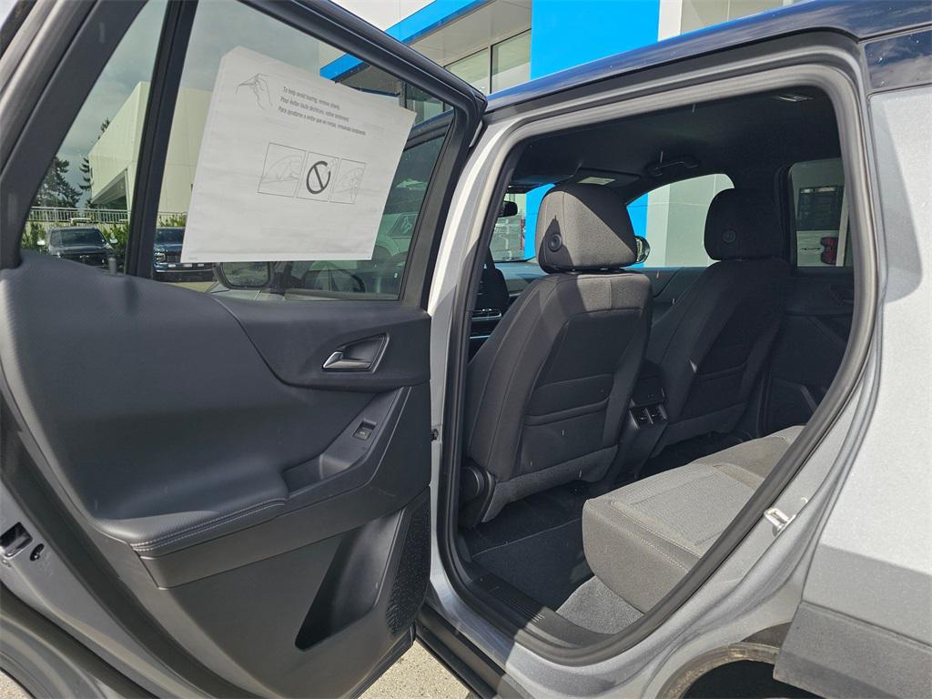 new 2026 Chevrolet Equinox car, priced at $32,490