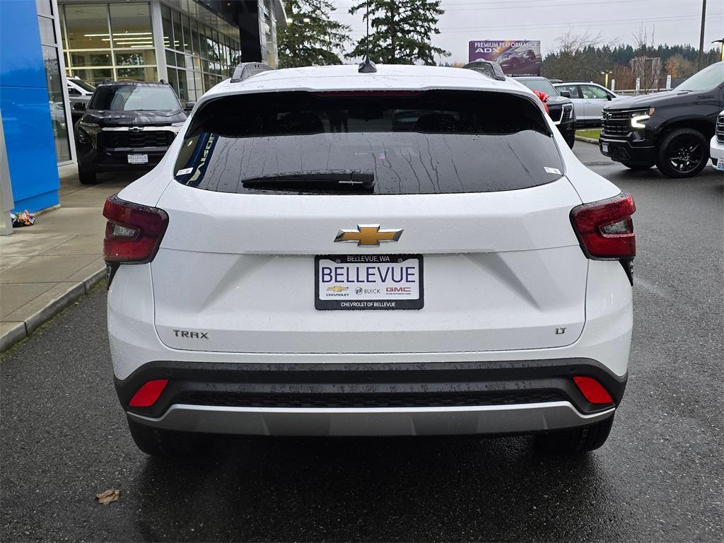 new 2026 Chevrolet Trax car, priced at $25,885