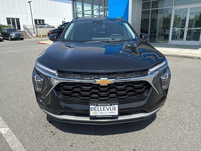 new 2025 Chevrolet Trax car, priced at $24,690