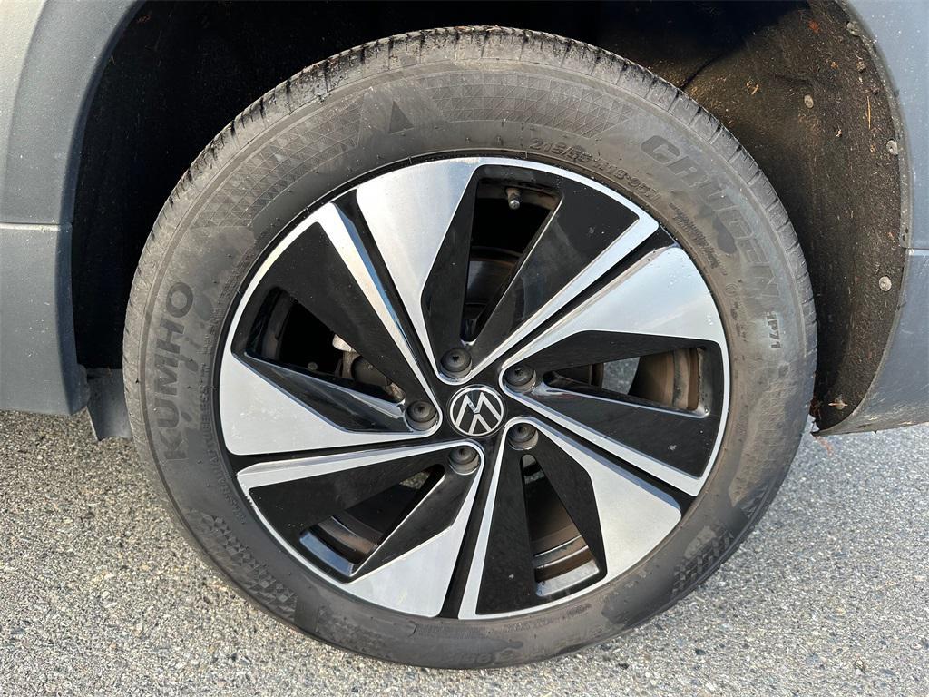 used 2024 Volkswagen Taos car, priced at $19,995