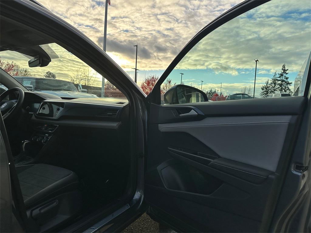 used 2024 Volkswagen Taos car, priced at $19,995