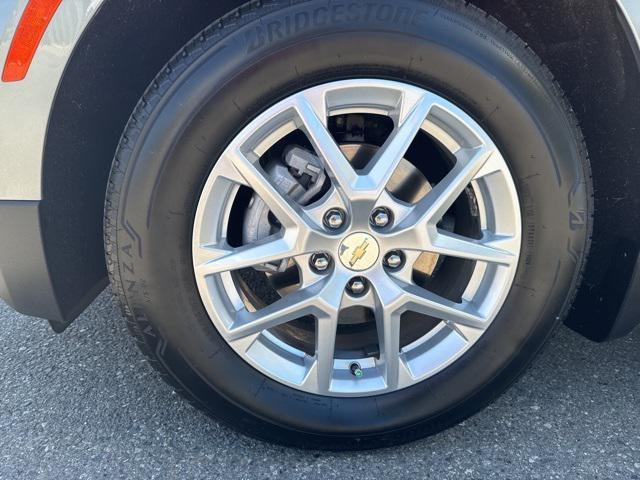 used 2024 Chevrolet Equinox car, priced at $24,495