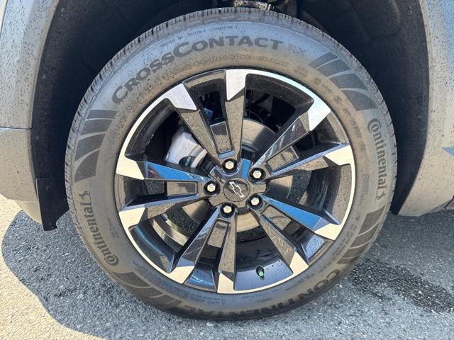 new 2025 Chevrolet Equinox car, priced at $36,345