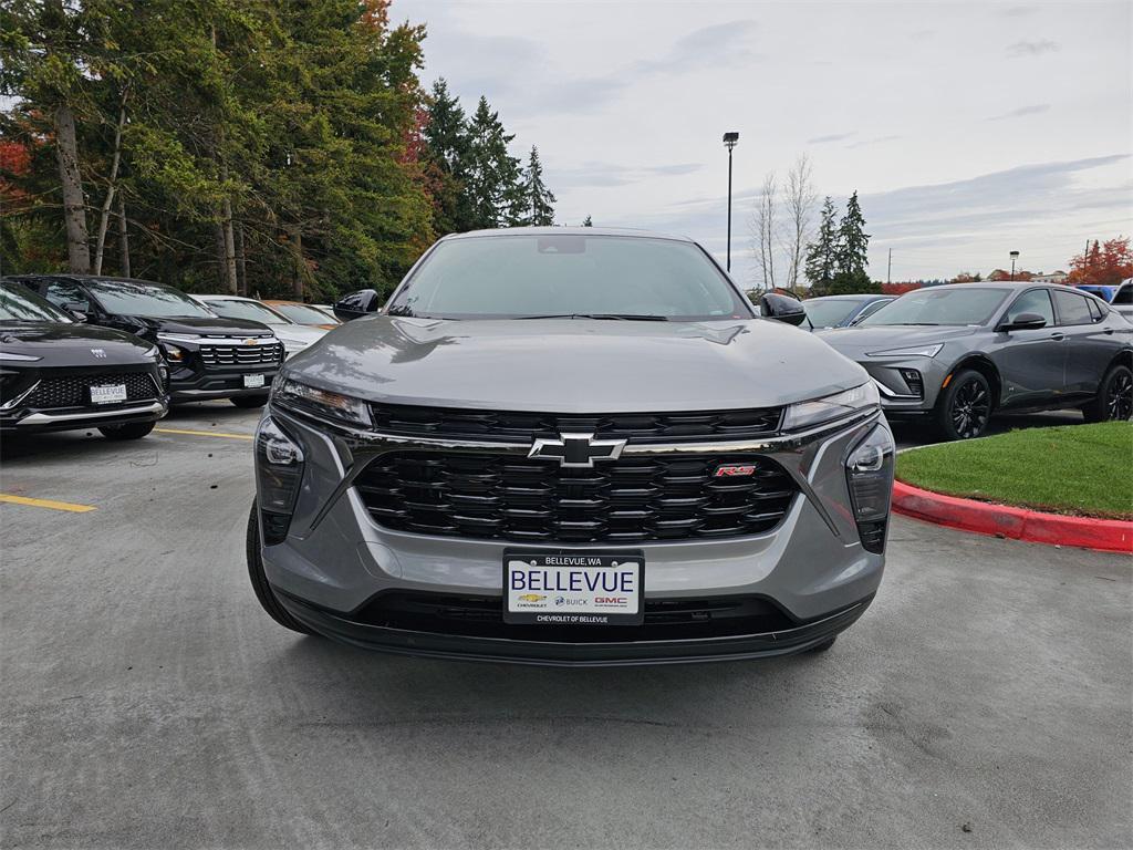 new 2025 Chevrolet Trax car, priced at $25,085