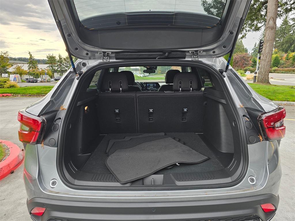 new 2025 Chevrolet Trax car, priced at $25,085