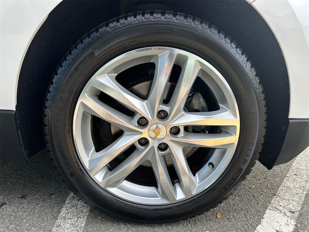 used 2019 Chevrolet Equinox car, priced at $17,995