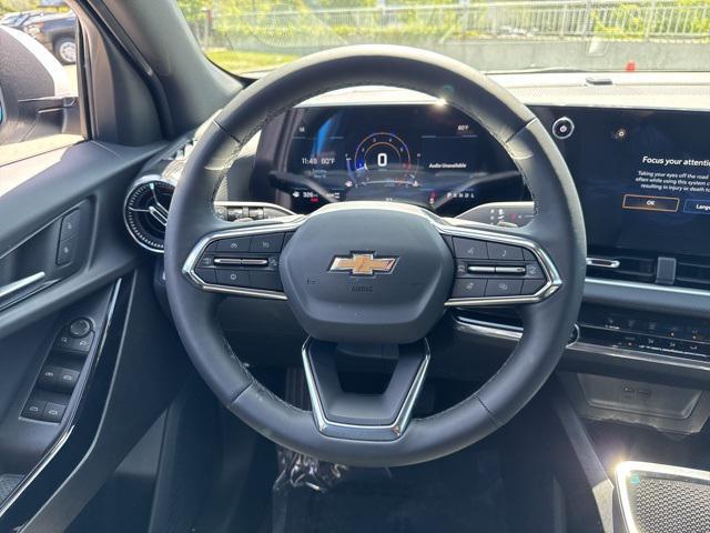 new 2025 Chevrolet Equinox car, priced at $31,995