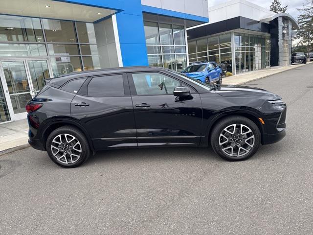 used 2025 Chevrolet Blazer car