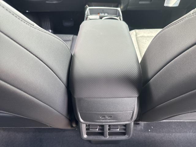 new 2025 Chevrolet Equinox car, priced at $35,490