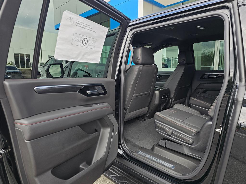 new 2026 Chevrolet Suburban car, priced at $79,625