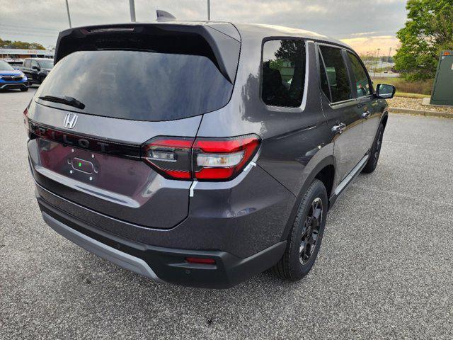 new 2025 Honda Pilot car, priced at $46,695