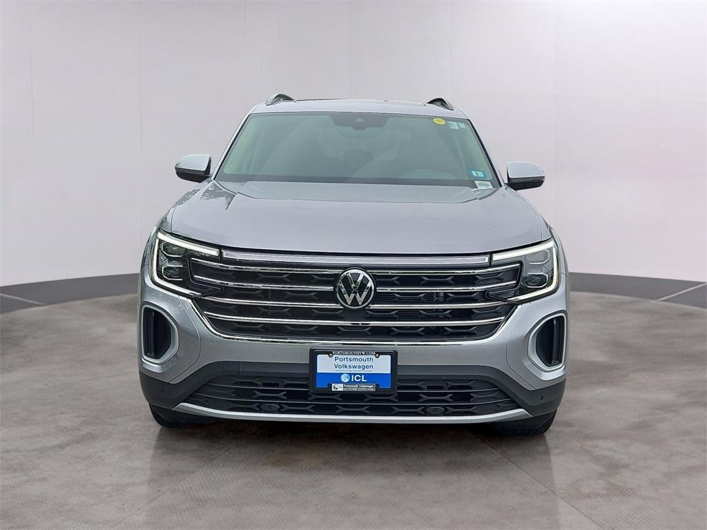 used 2024 Volkswagen Atlas car, priced at $35,987