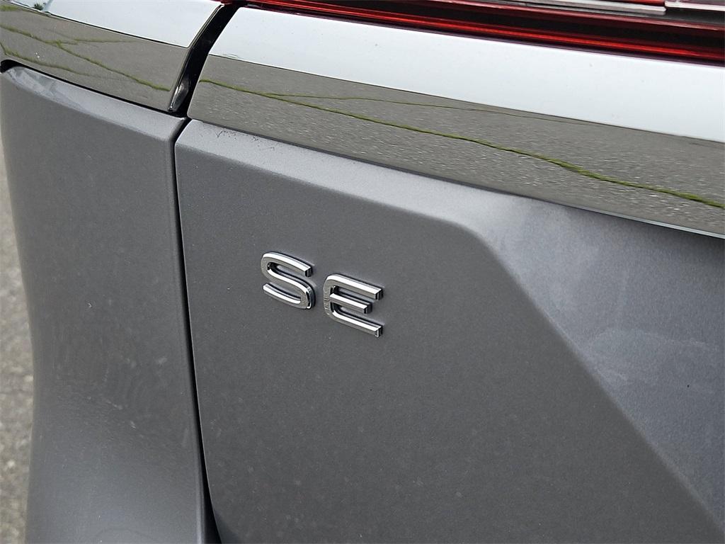 used 2024 Volkswagen Atlas car, priced at $35,987