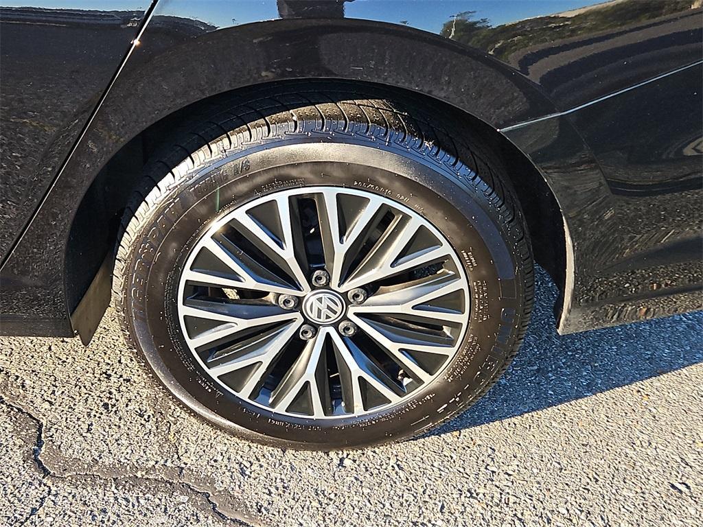 used 2020 Volkswagen Jetta car, priced at $18,987