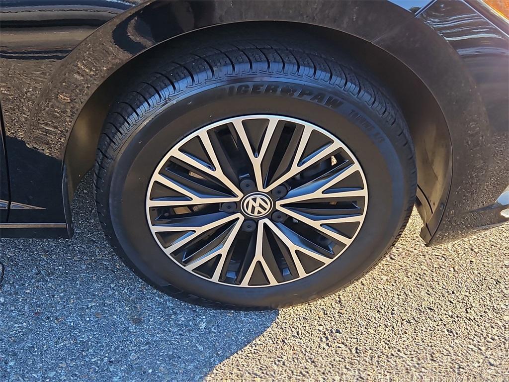 used 2020 Volkswagen Jetta car, priced at $18,987