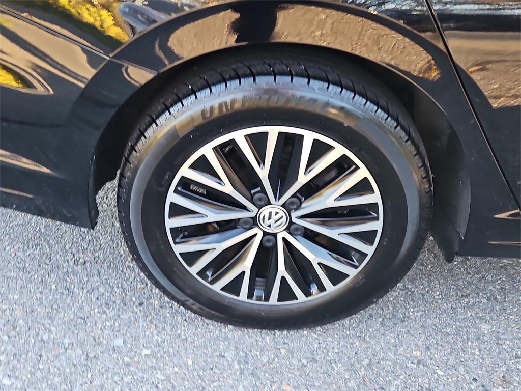 used 2020 Volkswagen Jetta car, priced at $18,987
