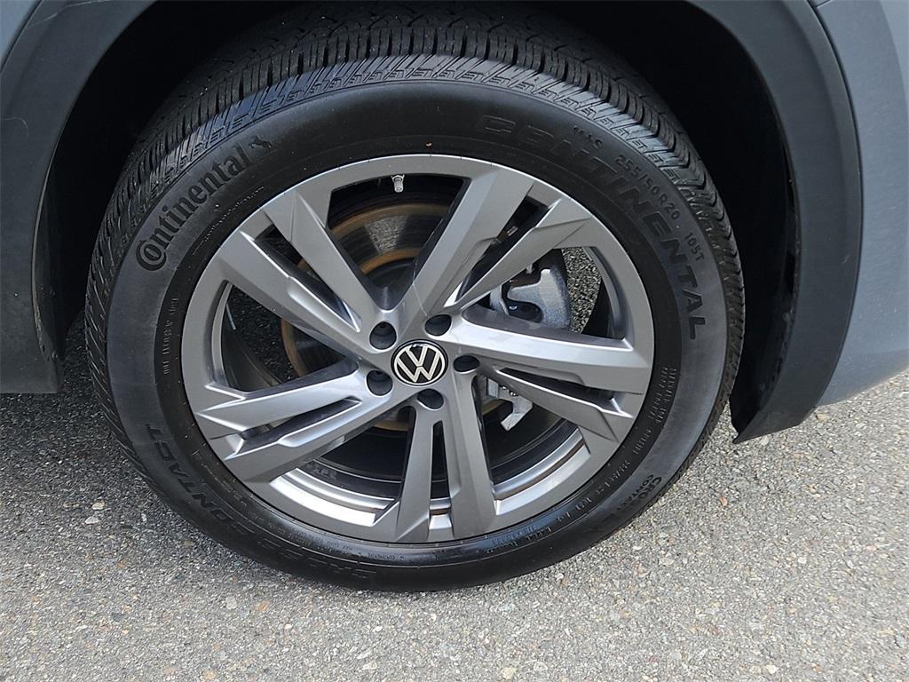 used 2024 Volkswagen Atlas Cross Sport car, priced at $41,399