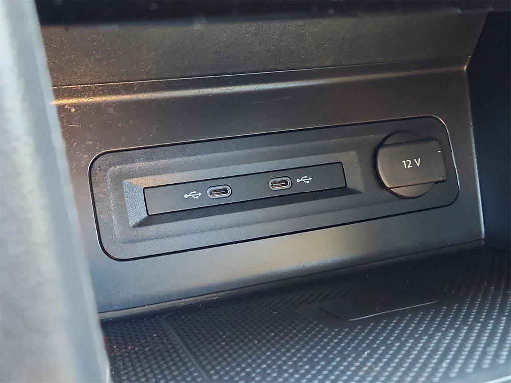 used 2022 Volkswagen Atlas car, priced at $30,299