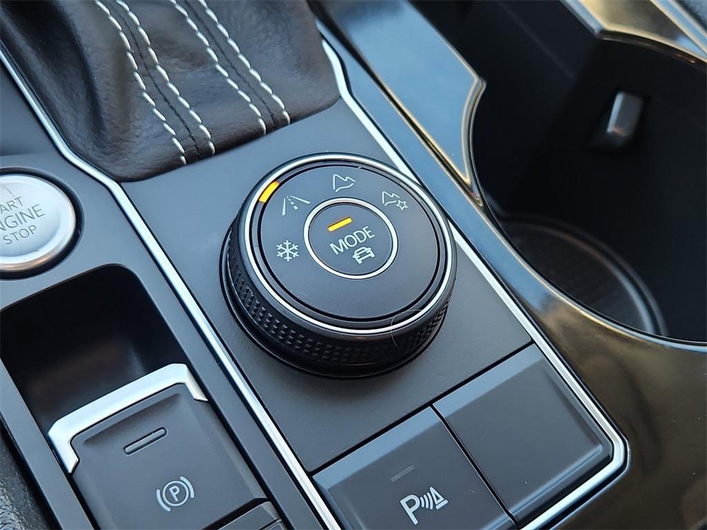 used 2022 Volkswagen Atlas car, priced at $30,299