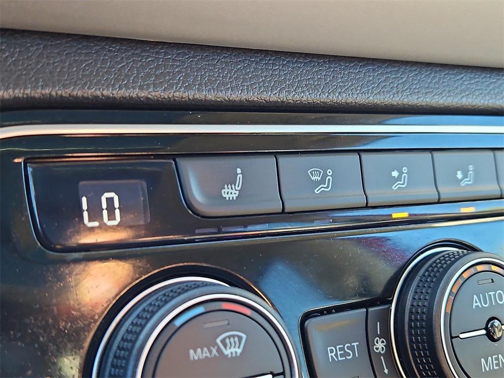 used 2022 Volkswagen Atlas car, priced at $30,299