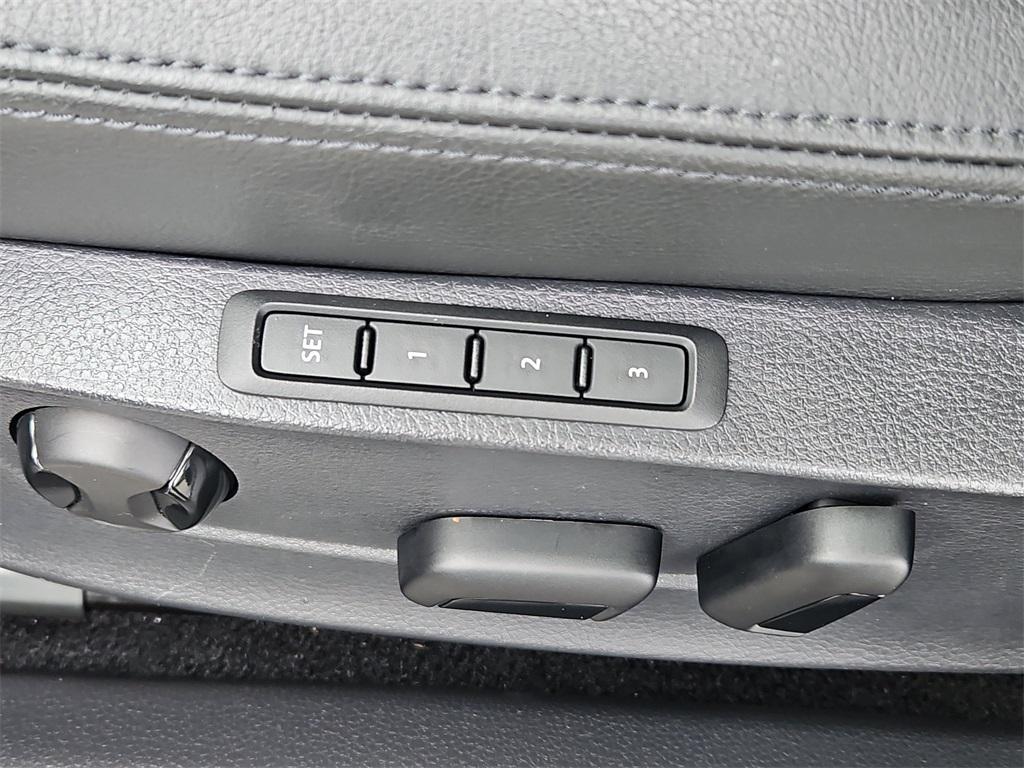 used 2018 Volkswagen Passat car, priced at $22,987