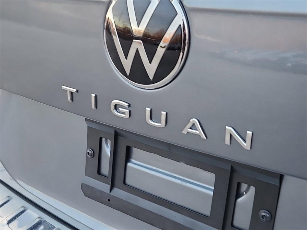 new 2024 Volkswagen Tiguan car, priced at $34,624