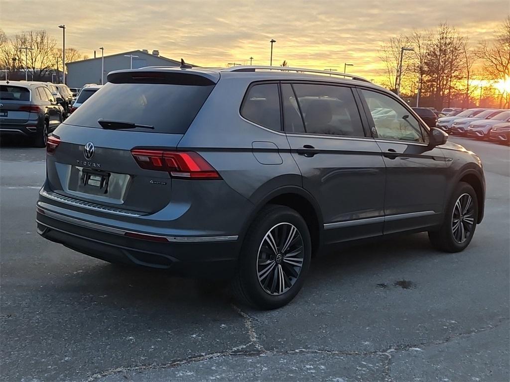 new 2024 Volkswagen Tiguan car, priced at $34,624