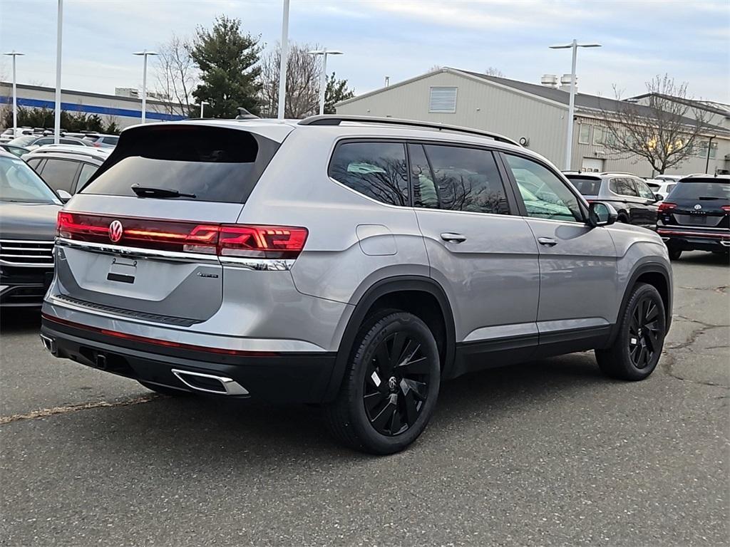 new 2025 Volkswagen Atlas car, priced at $46,925