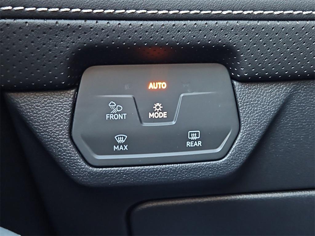 new 2026 Volkswagen Atlas car, priced at $49,586