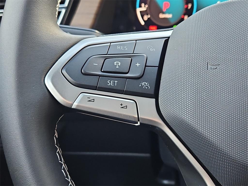 new 2026 Volkswagen Atlas car, priced at $49,586