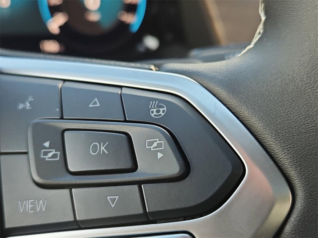 new 2026 Volkswagen Atlas car, priced at $49,586